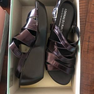 Donald pliner wedge sandal